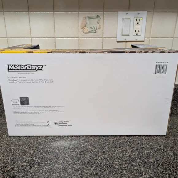 Motor Dayz Jeep Wrangler Red Remote Control Car - Picture 5 of 6